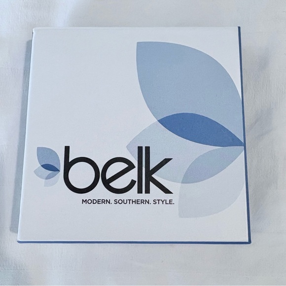 Taco Stud Earrings with Red and Green Accents NWT - Picture 3 of 3